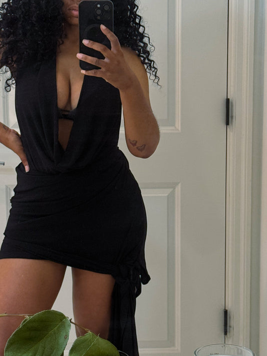 A Lil Black Dress
